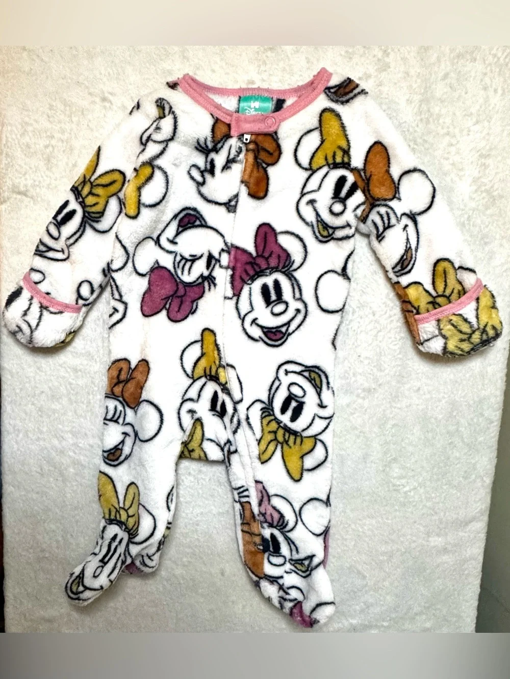Disney Baby 0-3 months Girls' Minnie Mouse Plush One-Piece with front zipper